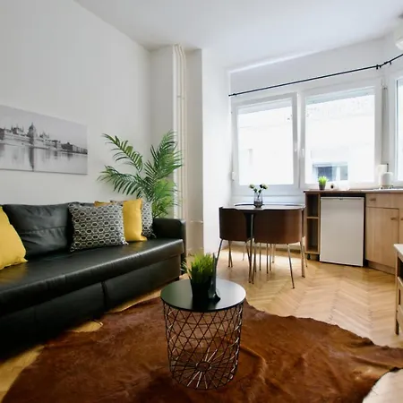 Standard By Hi5 - Petofi 12 Apartment *