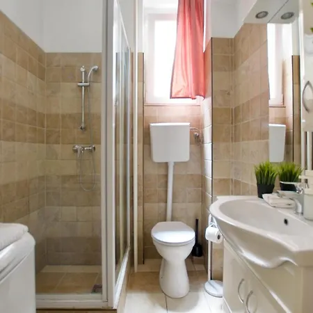 Standard By Hi5 - Petofi 12 Apartment *