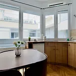 Apartman Standard By Hi5 - Petőfi 12